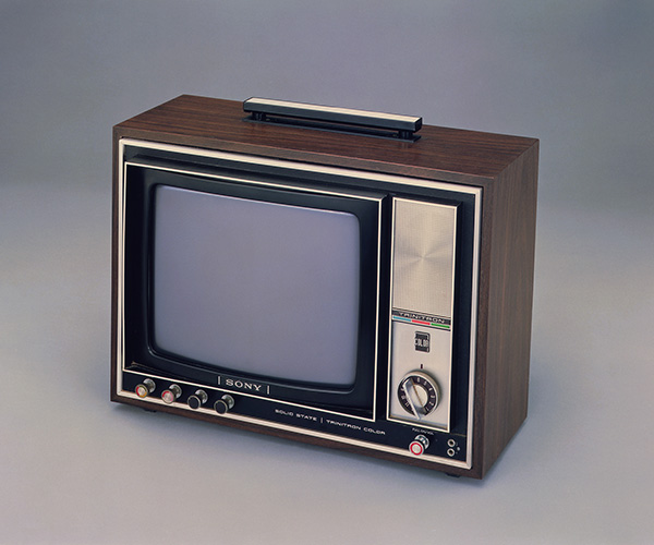 KV-1310 トリニトロンカラーテレビ 製品画像